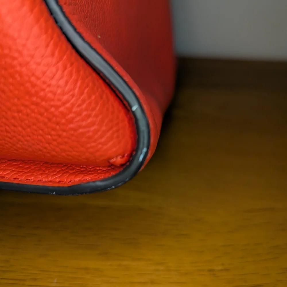 🛍️PRICE DROP🛍️ Kate Spade Larchmont Avenue Logo Tory Crossbody - Red - EUC - Picture 10 of 13